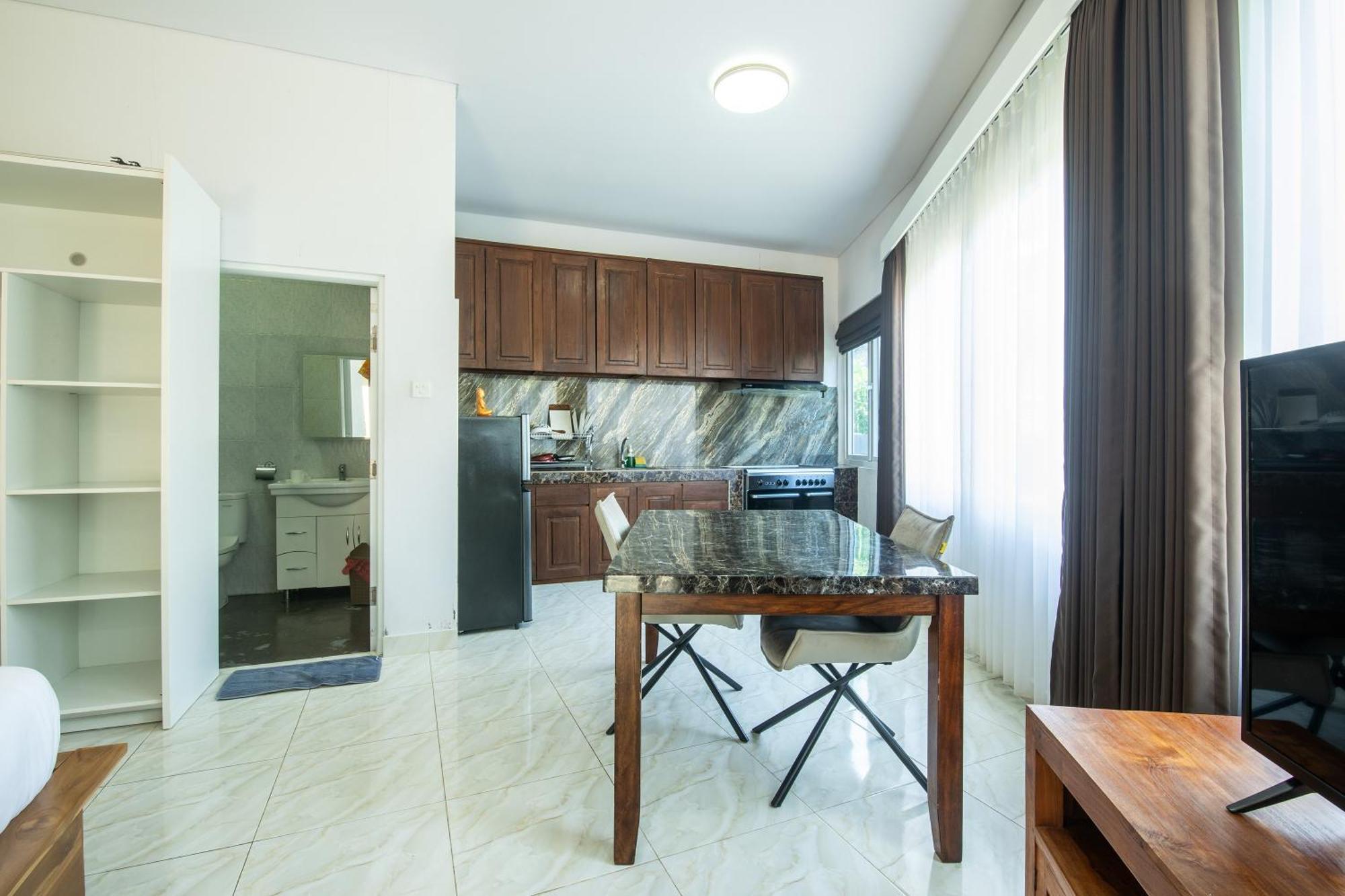 Serenity Twin Express Canggu Exterior photo